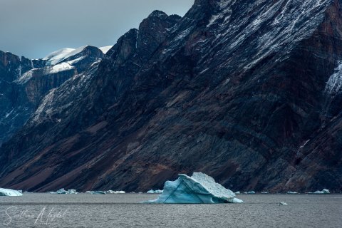 09.GRN_SM06104 
Greenland, September 2022
M/S Freya  Expedition 
East Greenland Scoresby Sound  fjord system 
Icebergs, Glaciers, Mountains