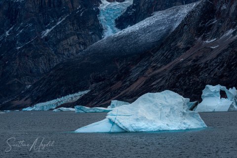 09.GRN_SM06143 
Greenland, September 2022
M/S Freya  Expedition 
East Greenland Scoresby Sound  fjord system 
Icebergs, Glaciers, Mountains