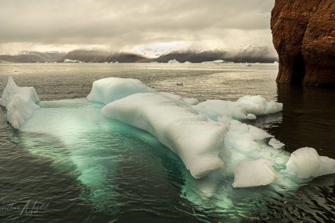 09.GRN_SVM0190 
Greenland, September 2022
M/S Freya  Expedition 
East Greenland Scoresby Sound  fjord system 
Icebergs, Glaciers, Mountains