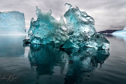 07.GRN_SVM0387 
Greenland, September 2022
M/S Freya  Expedition 
East Greenland Scoresby Sound  fjord system 
Iceberg   city, Ice Sculptures (from Zodiac)