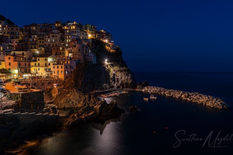 00.ITL19_SM00472 
Europe, Italy, Liguria, Cinque Terre, Manarola: Most beautiful and picturesque out of the villages. Sunset