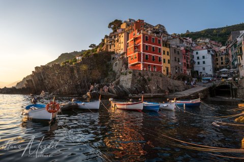 01.ITL19_SM00713 
Europe, Italy, Liguria, Cinque Terre, Riomaggiore , Sunset