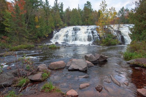 00.UP20_SM01824 
Bond Falls, Porcupine,  Michigan, Upper Peninsula, USA