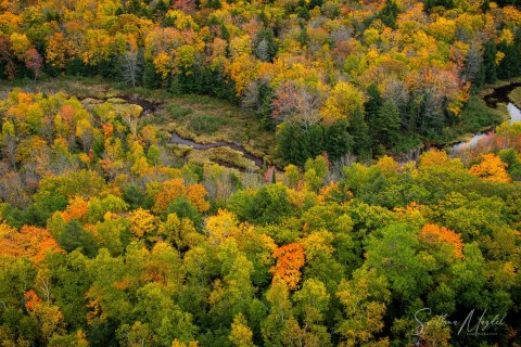 01.UP20_SM02105 
Copper Peak Hill, Ironwood , Upper Peninsula, Michigan, USA