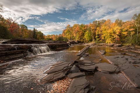 00.UP20_SM02526 
Bonanza Falls, Porcupine Mountains, Upper Peninsula, Michigan, USA